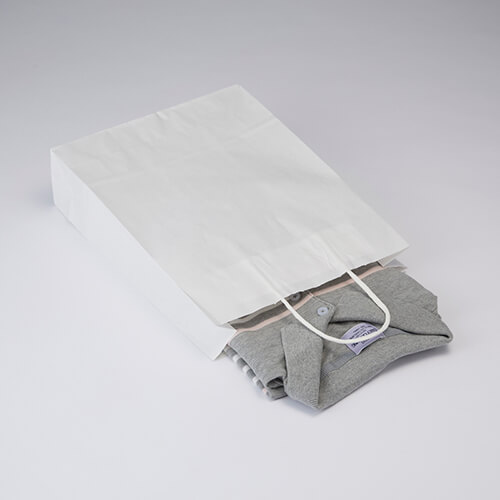 どんなシーンでも使える！シンプルな白無地の紙袋