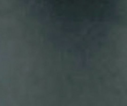 ミーティングチェア ブラック シンプルなデザインの椅子が横から見える状態