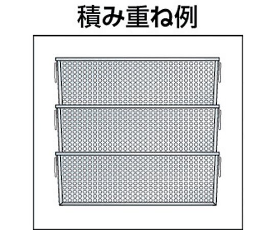 スチール容器 角型パンチングBOX 有効内寸444×284×107.5 金属製の角型ボックスが前面から見える状態、通気孔が開いたデザインになっている。