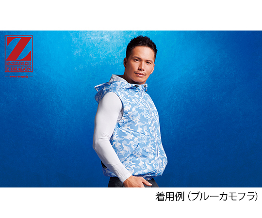 空調服ベスト　グリーンカモフラ　EL 斜めから見たデザインと迷彩パターンの詳細。
