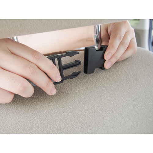 matka　シートバックポケット　グレー しっかりとした生地で作られたグレーのポケットが前面に向かっている様子