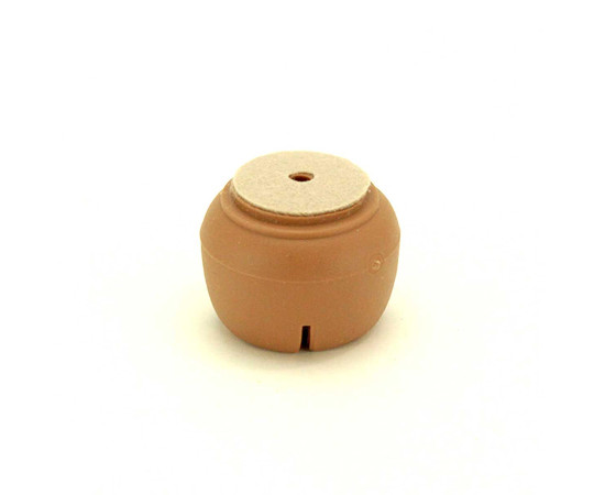 ワイドフェルトキャップ　角脚用　16-24mm　薄茶　4個入 薄茶色のフェルトキャップが並べられた状態