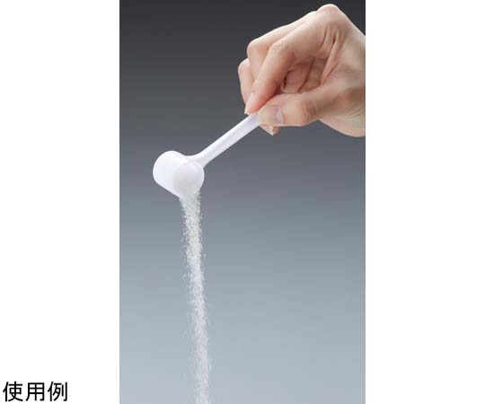 抗菌消臭 緊急トイレ 50回分 凝固剤のみ 白いパッケージに青い文字が目立つデザインで、ロゴと使用方法が記載されている状況