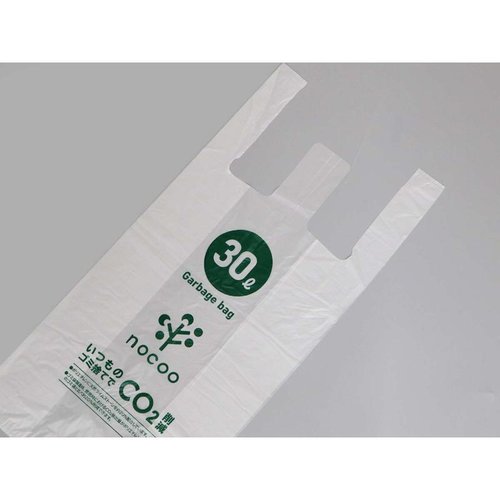 HDゴミ袋 nocoo(ノクー) 容量表記入り 白半透明ごみ袋 とって付き 徳用 30L 50枚 0.015mm 日本サニパック 透明の袋が重なり合い、取っ手部分が目立つ状態