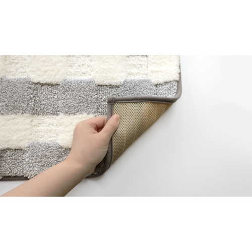 瞬間吸水!しゃりさらバスマット　45X60cm　グレー 柔らかなグレーのテクスチャが細かく見えるマット