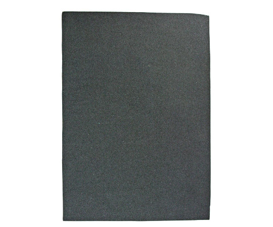 ハネナイトスポンジ　厚み10mm×幅170mm×長さ245mm 平らな面に置かれた、側面が緩やかに角を持つ厚みのあるスポンジ