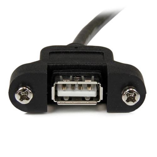 USB2.0パネルマウント型ケーブル　61cm　パネルマウント用USB　Aポート(メス)-(オス)　ブラック　1本 約61cmの長さを持つブラックのパネルマウントケーブルが、両端から見える状態。