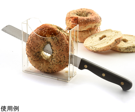 ベーグルホルダー LARGEBAGELHOLDER 商品が複数並べられている様子と、鮮やかな色合いが見える状態