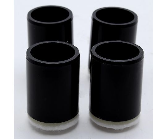 パイプ脚用キャップ 静音 19mm 4セット入 黒いプラスチック製キャップが整然と並ぶ様子