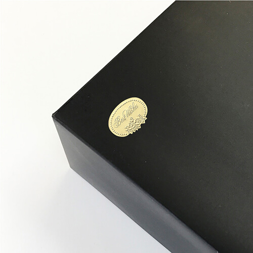 ギフトラッピングに！英字入りの華やかなギフトシール