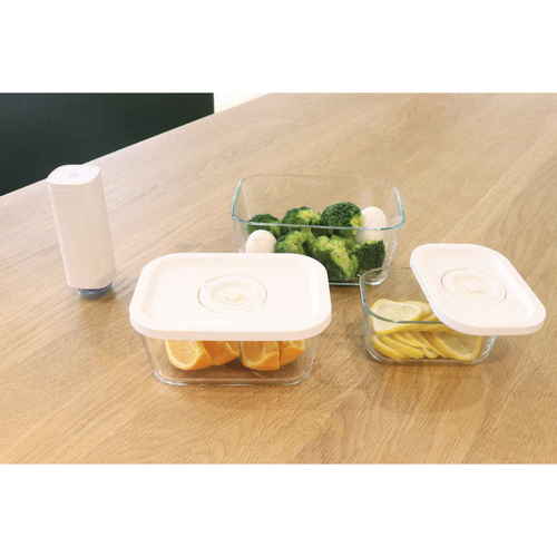 保存容器　800ml　真空シーラー　Fresh　Planキャニスター　M 透明な容器に密閉された食材が見える状態