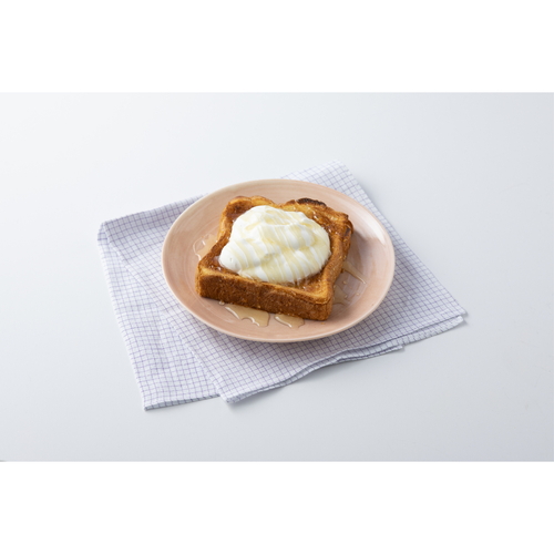 泡立て器　KK　自動生クリームホイッパー　生クリッチ　namacrich 自動で泡立てられるクリームホイッパーの上部とハンドルのデザインが見える状態
