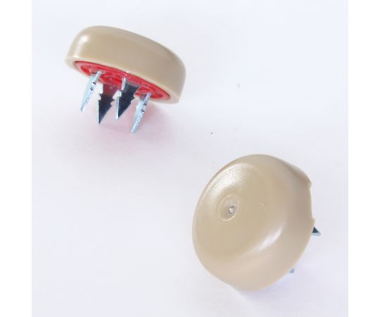 楽打ち スリップ 18mm 4パック入 パッケージが正面から見える状態で、鮮やかな色合いのデザインが特徴的。
