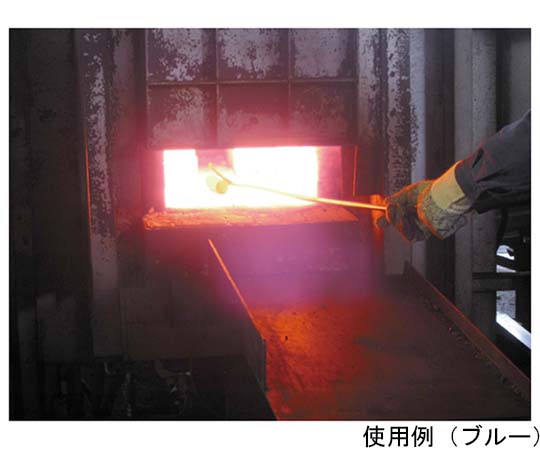 耐熱グローブ　M　ブルー 鮮やかなブルーのグローブが広げられ、滑り止めのテクスチャーが際立つ様子