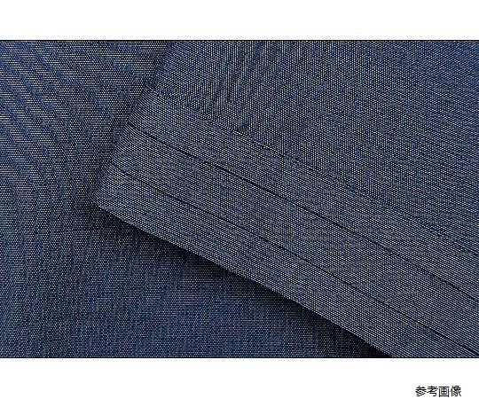 和風風格子シャツ コン S 斜めから撮影された、ゆったりとしたシルエットのシャツ。