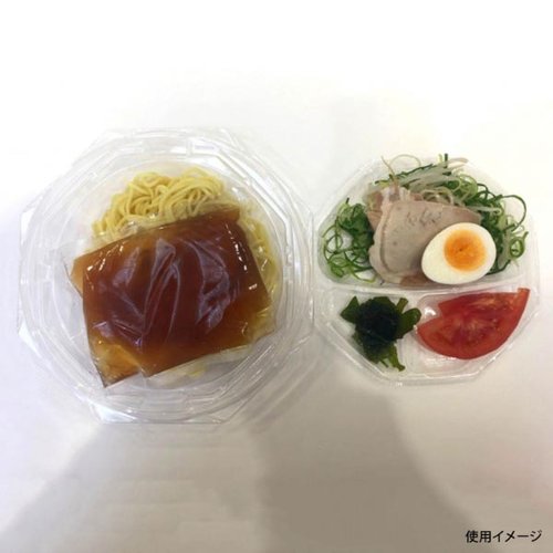 冷麺容器 APマイン19(45)本体 エフピコ 透明な容器に盛り付けられた冷麺が見える状態