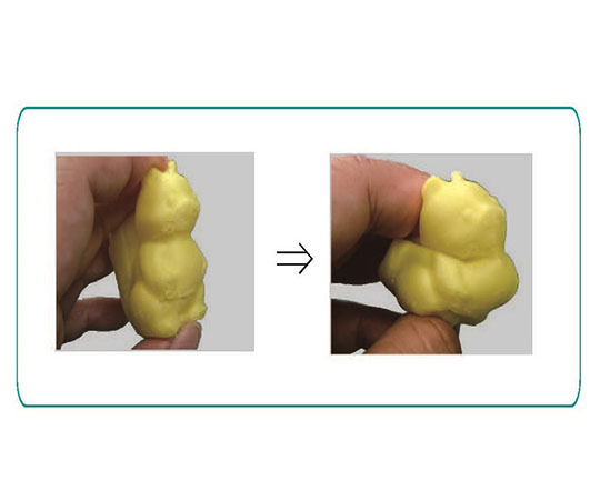 3Dプリンター用　HPフィラメント　スーパーフレキシブルタイプ【お試し用】　50g　ホワイト パッケージが少し傾いた状態で、表面にロゴが鮮やかに配置されている様子。