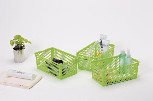 フランクバスケット深型No.2G　10個入 黒いプラスチック製バスケットが複数並んでいる様子