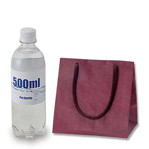 使いやすい無地タイプで、エンジの手提げ紙袋