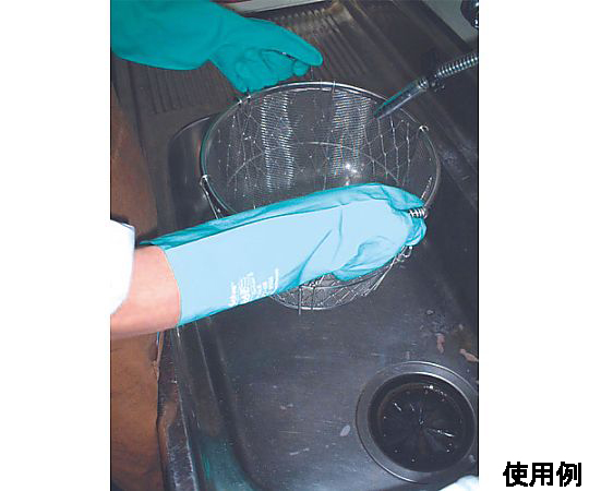 [S/300mm] 手袋(ニトリルゴム) 手袋が立てて並べられ、指部分が左右に広がっている状態
