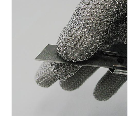 [XL/265mm] 手袋(5本指/ステンレス製/左右兼用) 指先までカバーされたステンレス製手袋が平坦に置かれている様子