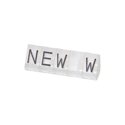 陳列備品 ニュープライスキューブ補充M用(5セット) 透明/黒 NEW 友屋 透明な立方体が並ぶ状態、黒い底面が見える。