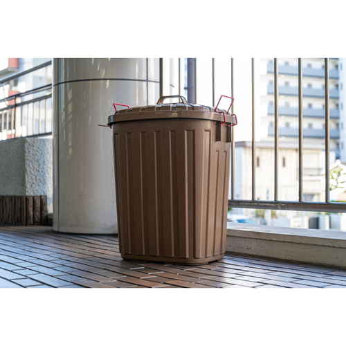 ゴミ箱　タフカン60L　ブラウン 上部が開いた状態で、中身が見える茶色の丸型ゴミ箱