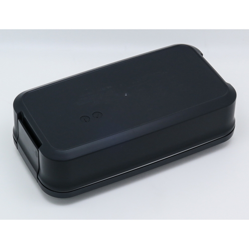 弁当箱　SMARTUPランチ1ダン　850ml 鮮やかなカラーリングのフタを持つ弁当箱が斜め上から見える状態。