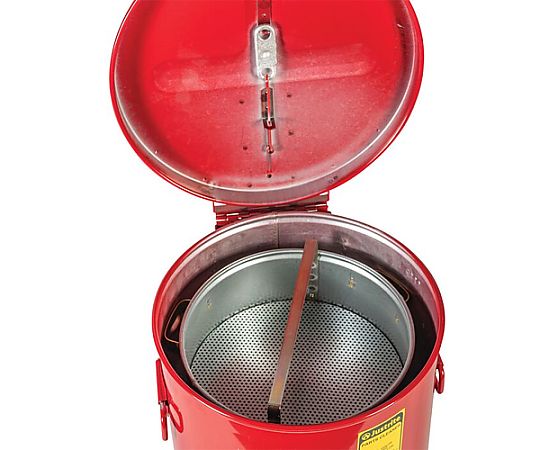 8.0L 部品洗浄缶 上から見下ろした際の円筒形容器が清掃液で満たされた状態