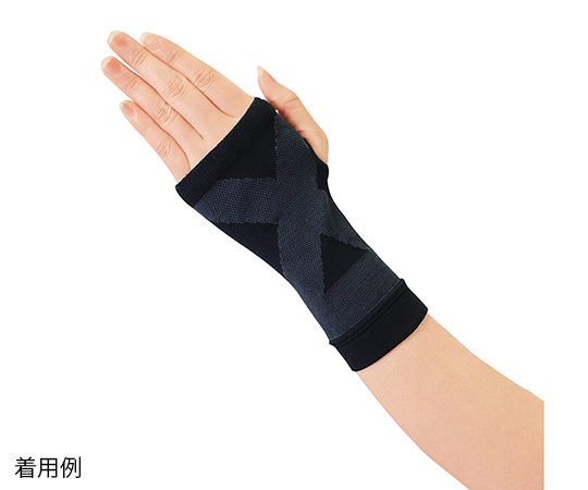 超薄型固定サポーター　手の甲用　フリー画像