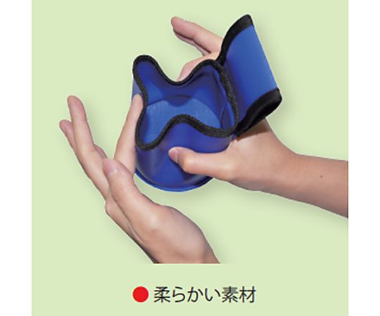 スプレーボトルホルダー 複数のスプレーボトルを収納した状態で、上部に持ち手が見える様子。