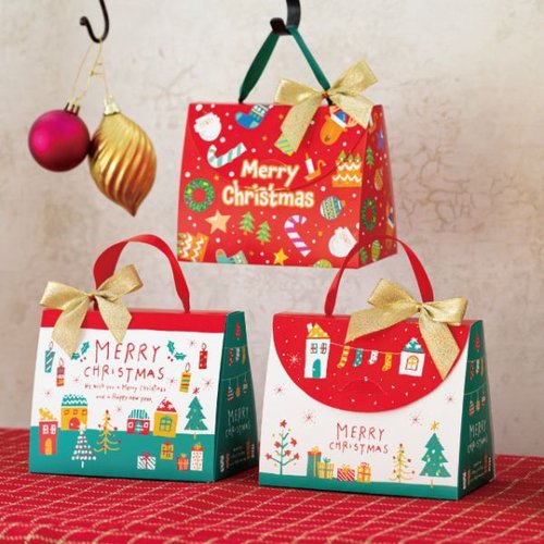 贈答箱 クリスマスポップギフトボックスバッグ-M(10枚) ヘッズ 明るい色合いのクリスマスデザインが施されたギフトボックスの配置状態
