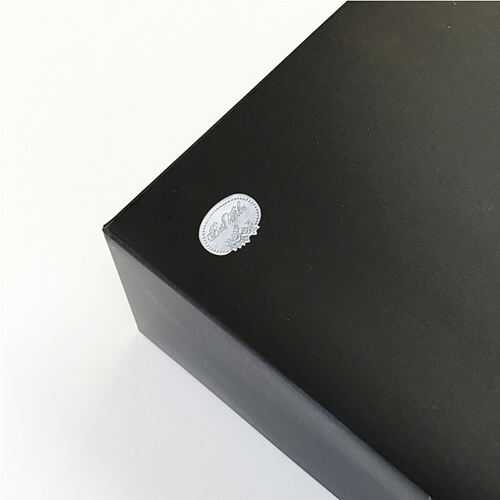 ギフトラッピングに！英字入りの華やかなギフトシール