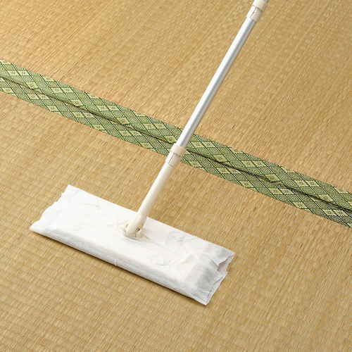 畳ウェットシート　お徳用米ぬかたたみシート パッケージが上向きで、開封口が見える状態