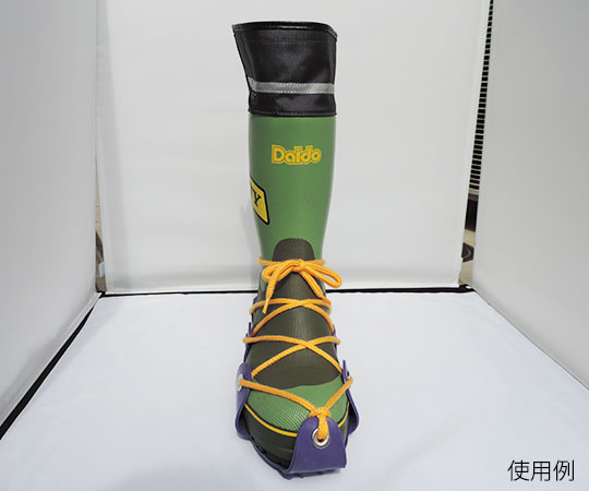 携帯靴　小　24～24.5cm パッケージの中から取り出された状態で、柔らかな素材の靴が見える。