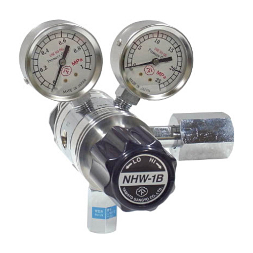 分析機用フィン付二段圧力調整器　NHW-1B　1個画像