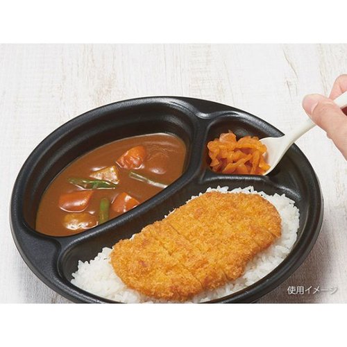カレー容器 ごちカレー 丸 黒 リスパック 黒色の丸型容器が整列している様子
