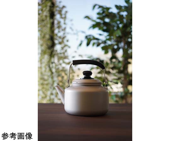 和づつみ アルマイト加工ケトル 3.3L 光沢のあるアルマイト仕上げのケトルが横から見える状態、ハンドルが取り付けられたシンプルなデザイン。
