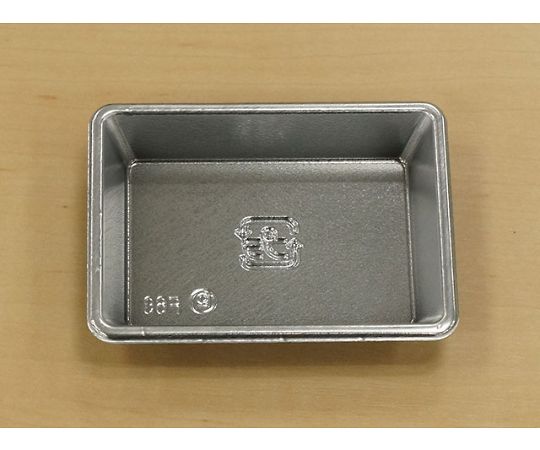DX薬味皿　BK　8000枚 黒い薬味皿が整然と並んでいる様子