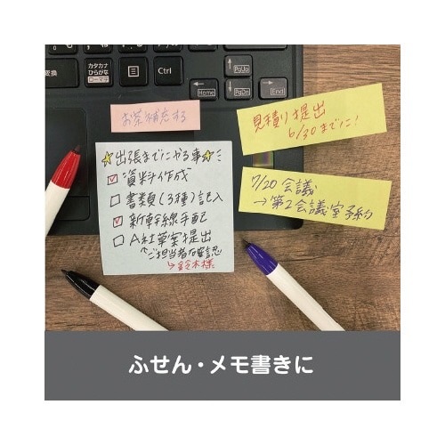 水性ペン　クリッカート　ベビーレッド　10本 パッケージが斜めから見える状態で、色鮮やかなペンが10本並んでいる様子。