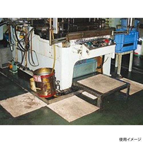 廃油処理剤 イーマット小サイズ 100枚入 松岡紙業 白いパッケージが整然と並べられ、正面には製品名のラベルが見える状態