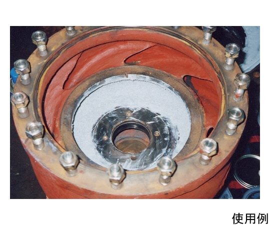 耐摩耗剤（毒劇非該当タイプ） PC7226 NP PW 透明なボトルに入った液体がパッケージされた状態