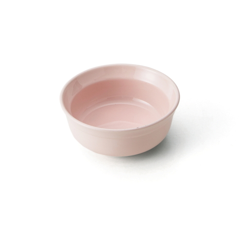 犬用　食器　ボウル　AppeTIT　DOG　ROUND　M　390ml　イヌ　ピンク ピンクの犬用ボウルが正面から映った様子と艶やかな表面。