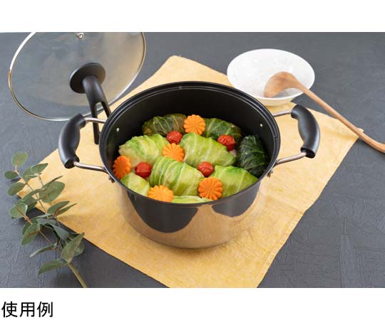 ステンスター IH対応両手鍋 24cm 光沢のあるステンレス製の鍋が上から見える状態、持ち手が強調されている。
