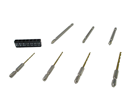 ビット＆ドリルセット　7PCS　1本×7本入 パッケージに収まった7本のドリルビットが整然と並んでいる様子