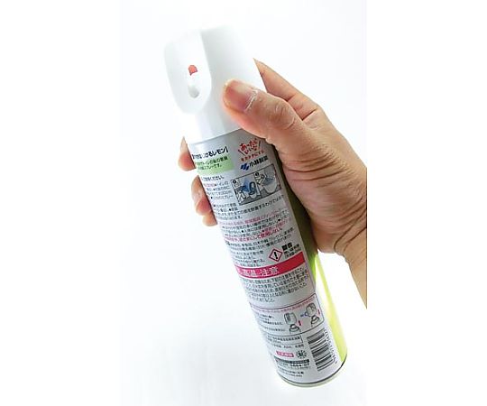消臭元スプレー レモン 280mL 正面から見えるパッケージ、爽やかなレモンのデザインが特徴的。