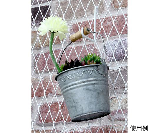 Lacety（ラスティー）　L型フック　白　0.3×7.5×6.2cm 真上から撮影された白いL型フックが1つ、滑らかな表面と角が目立つ状態。