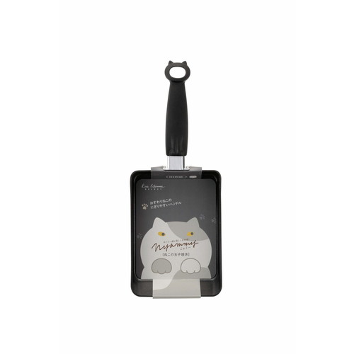 玉子焼き器 フライパン Nyammy ねこの玉子焼き IH対応 滑らかな表面に猫のデザインが施された器の斜め上からの視点
