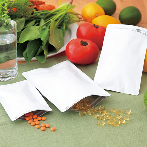 低価格でスペースを取らない平袋タイプの白色・アルミ製ラミネート袋