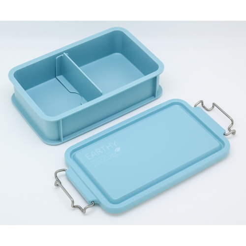 弁当箱　EARTHYアーシー　コンテナランチボックス　750ml　ミントグリーン ミントグリーンのコンテナランチボックスが横向きで見える状態、蓋が開いている。